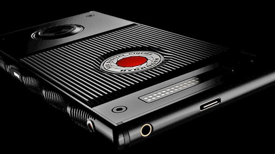 RED-Hydrogen-One-smartphone